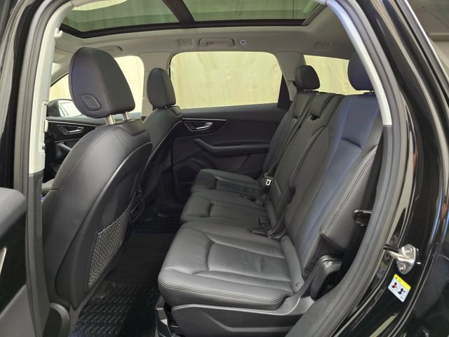 Used 2023 Audi Q7 3.0T Premium Plus AWD/4WD image 33