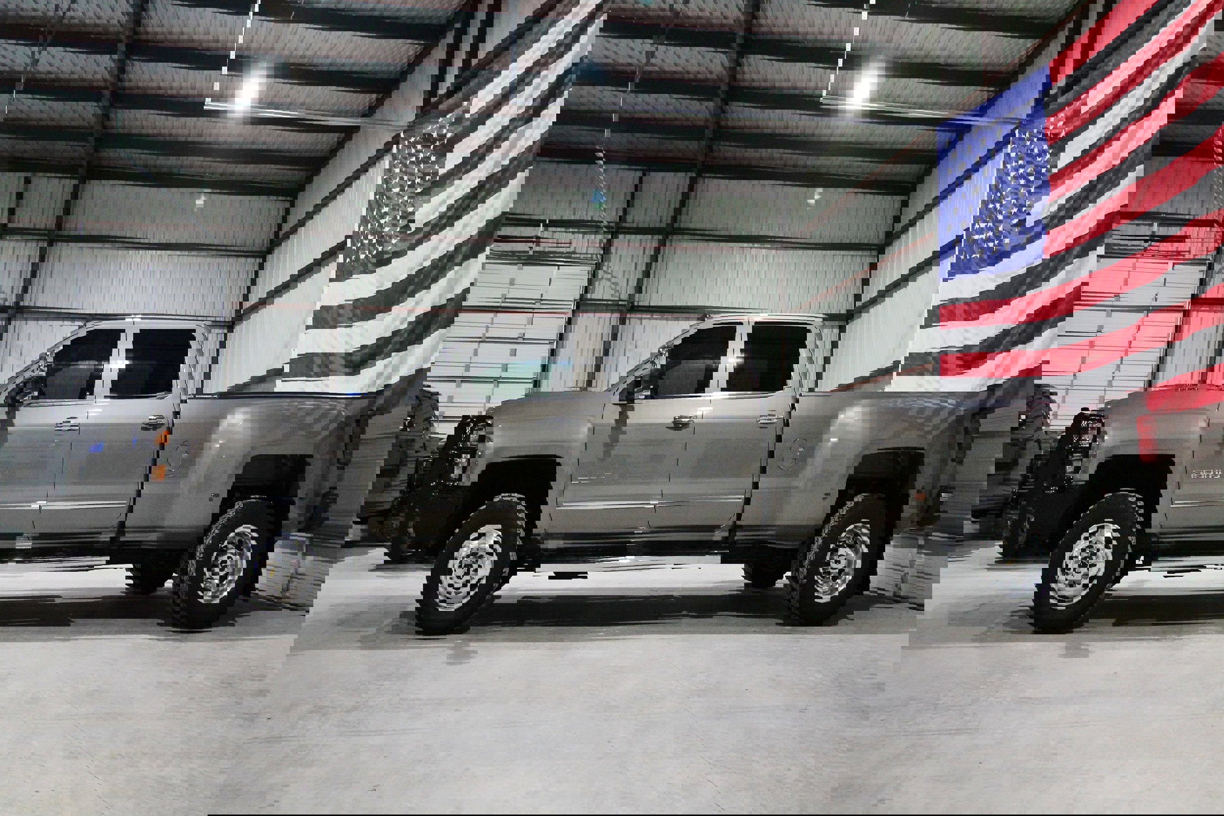 Used 2017 Chevrolet Silverado 3500 LTZ w/ Duramax Plus Package AWD/4WD image 5