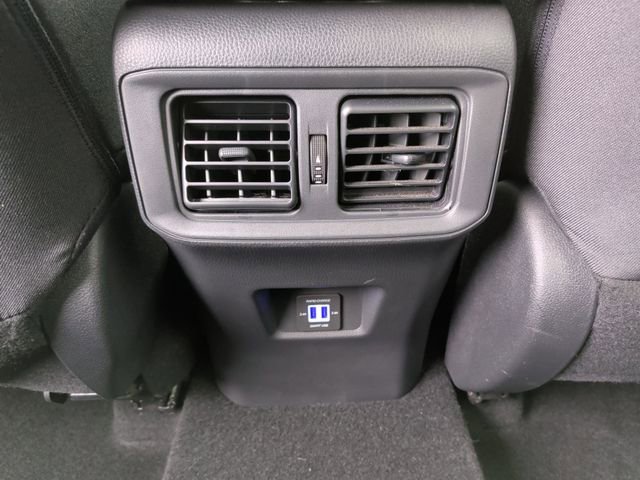 Used 2024 Toyota RAV4 LE AWD/4WD image 31
