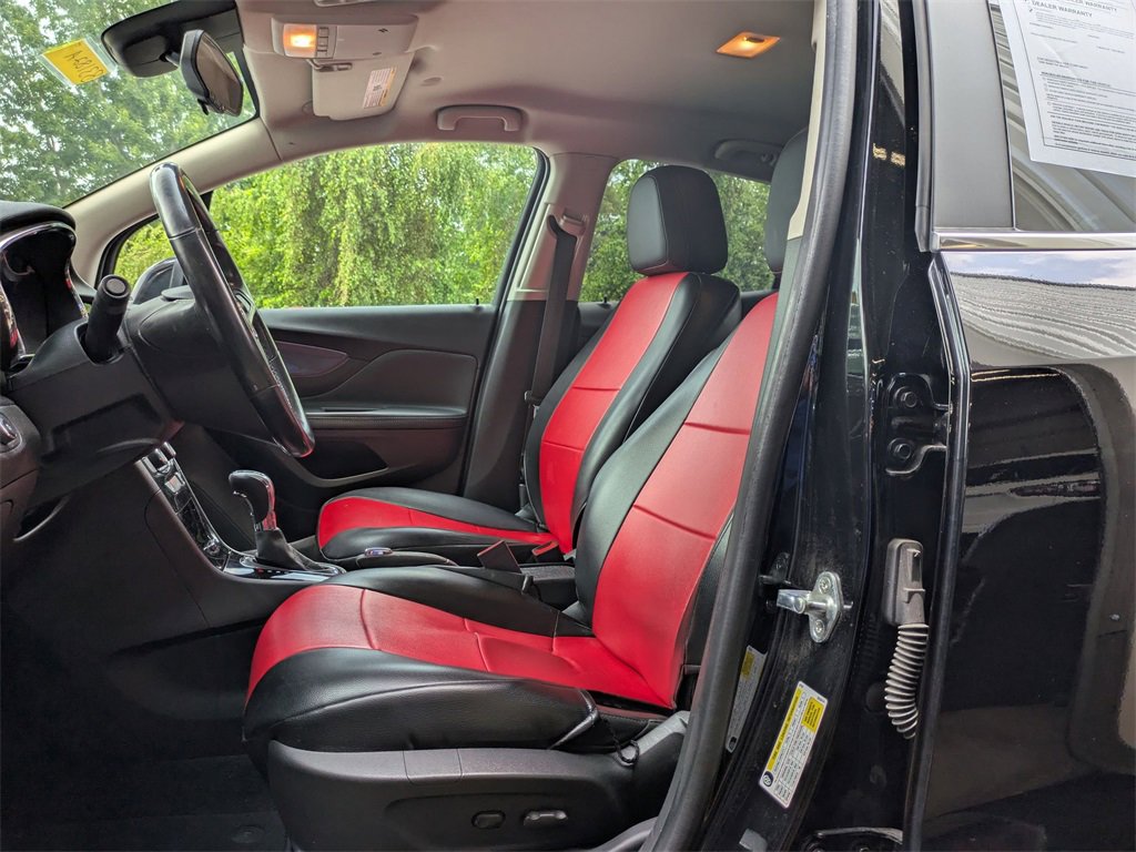 Certified 2022 Buick Encore Preferred w/ Safety Package image 12