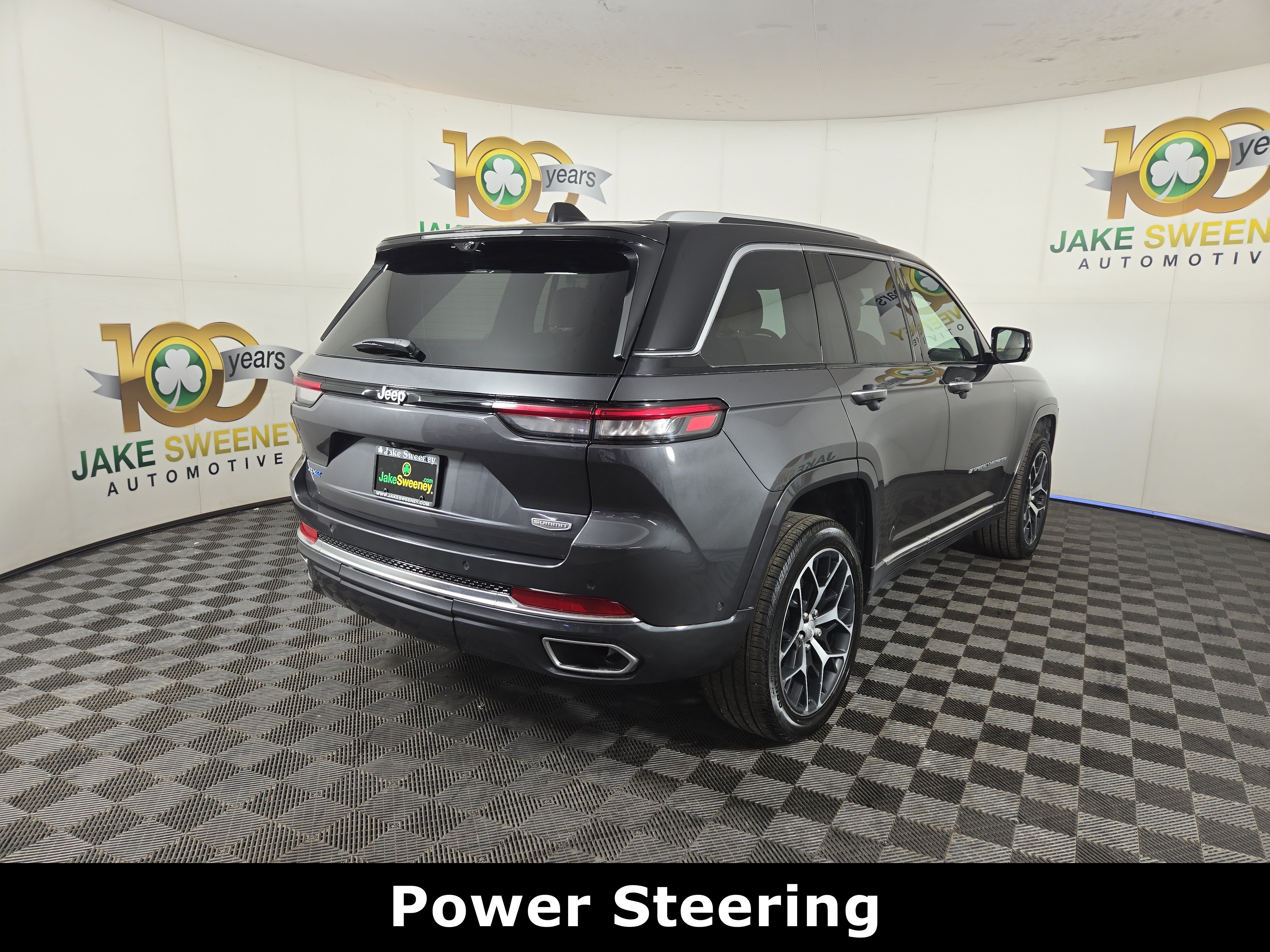 Certified 2023 Jeep Grand Cherokee Summit AWD/4WD image 10
