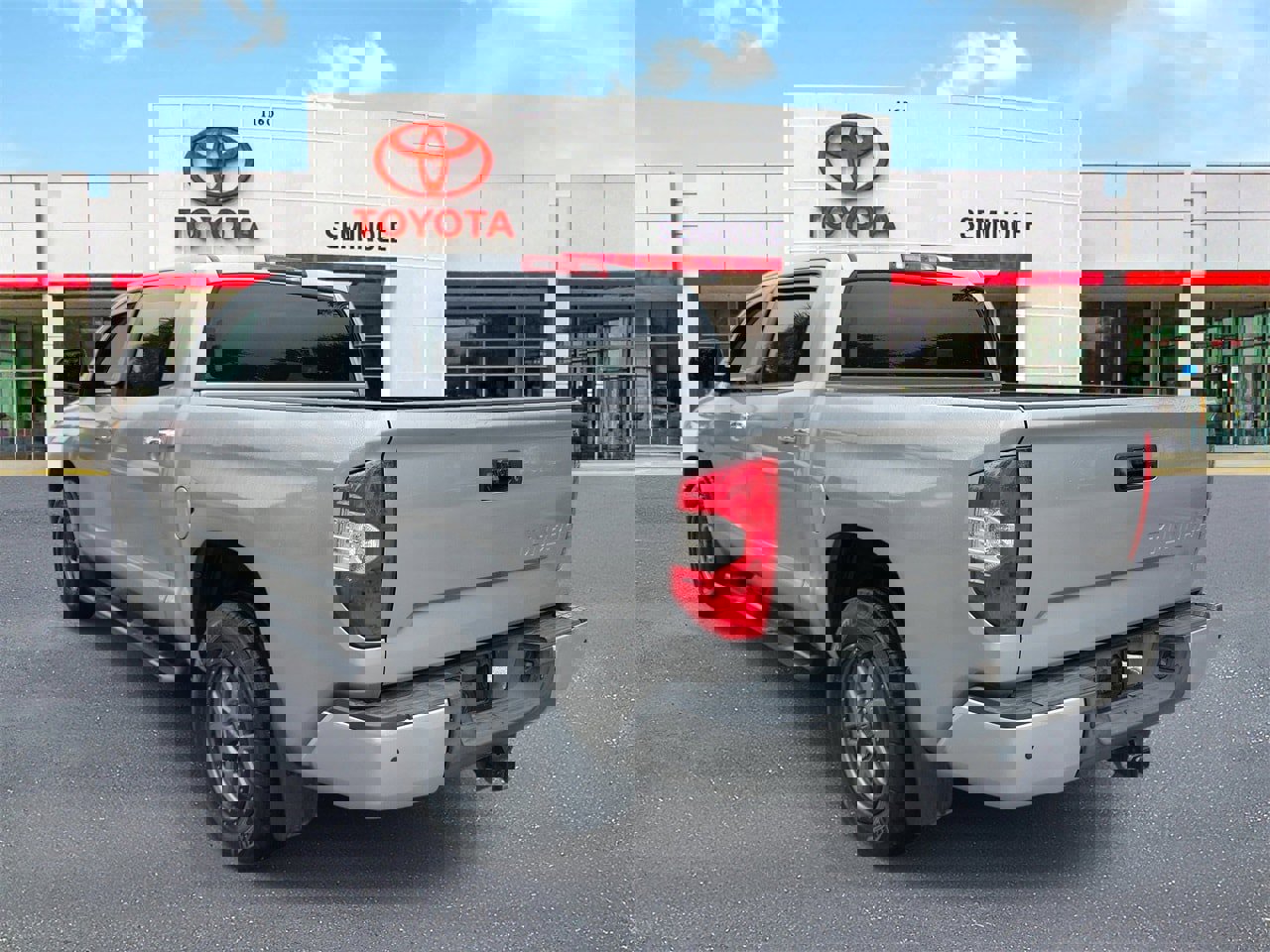 Used 2018 Toyota Tundra Platinum image 4