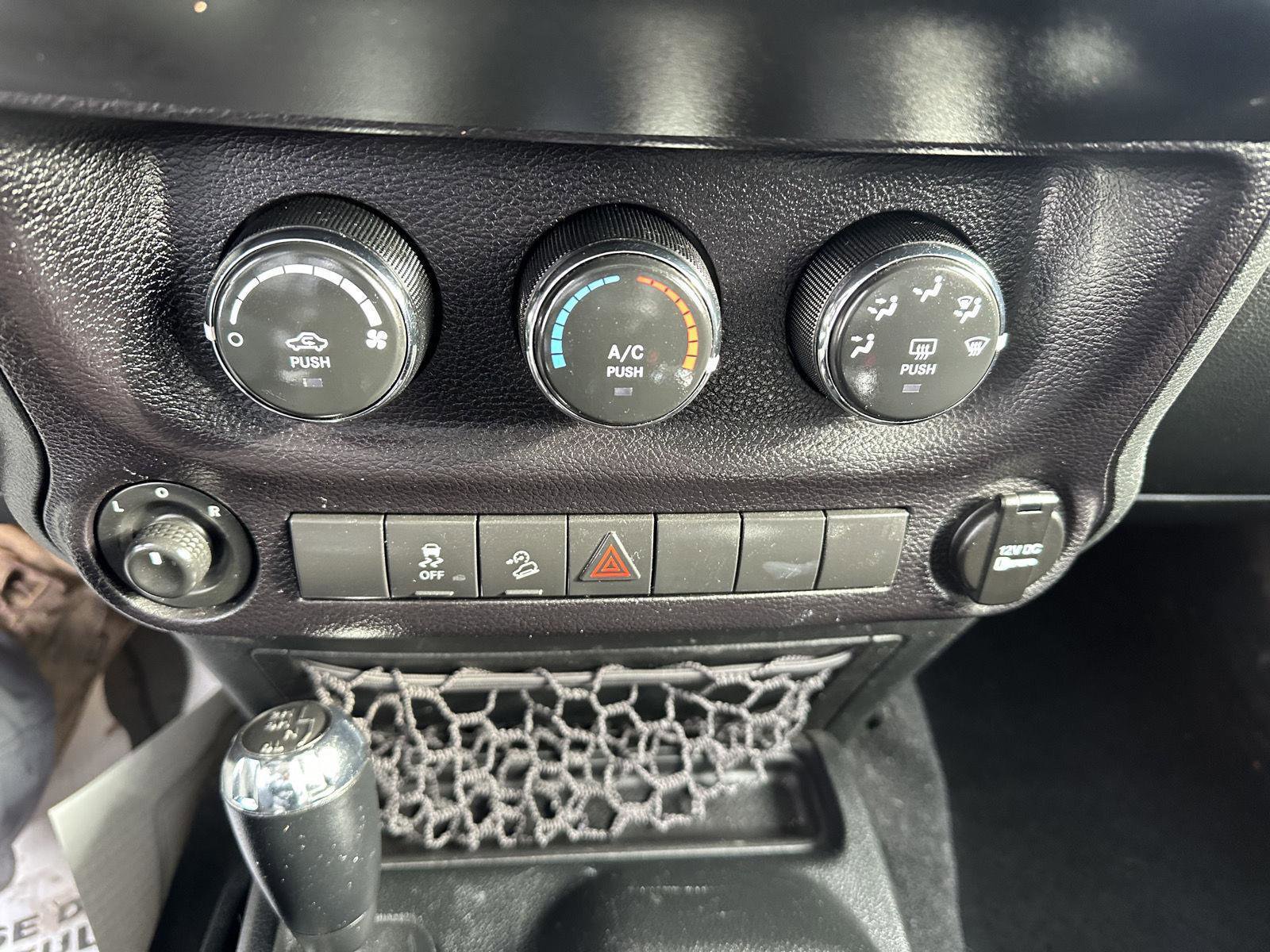 Used 2017 Jeep Wrangler Unlimited Sport w/ Quick Order Package 24S image 32