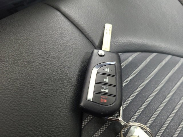 Used 2024 Toyota Camry SE FWD image 31
