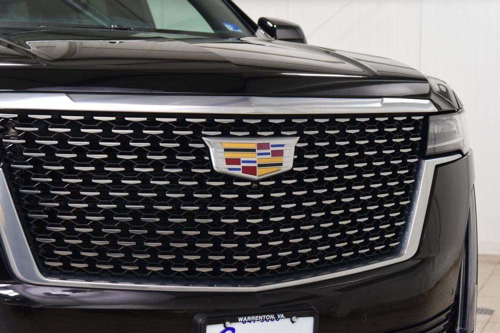 Used 2024 Cadillac Escalade ESV Premium Luxury w/ LPO, Floor Liner Package AWD/4WD image 11
