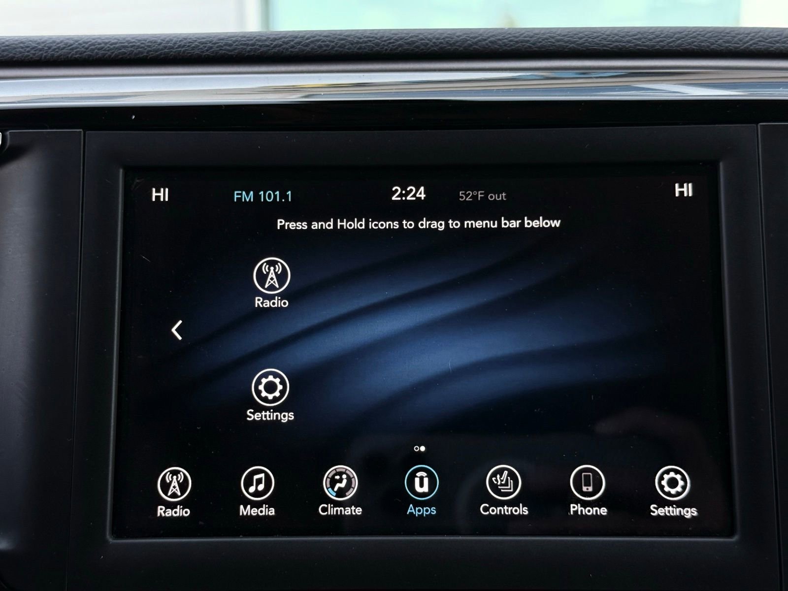 Used 2018 Chrysler Pacifica Touring-L image 39