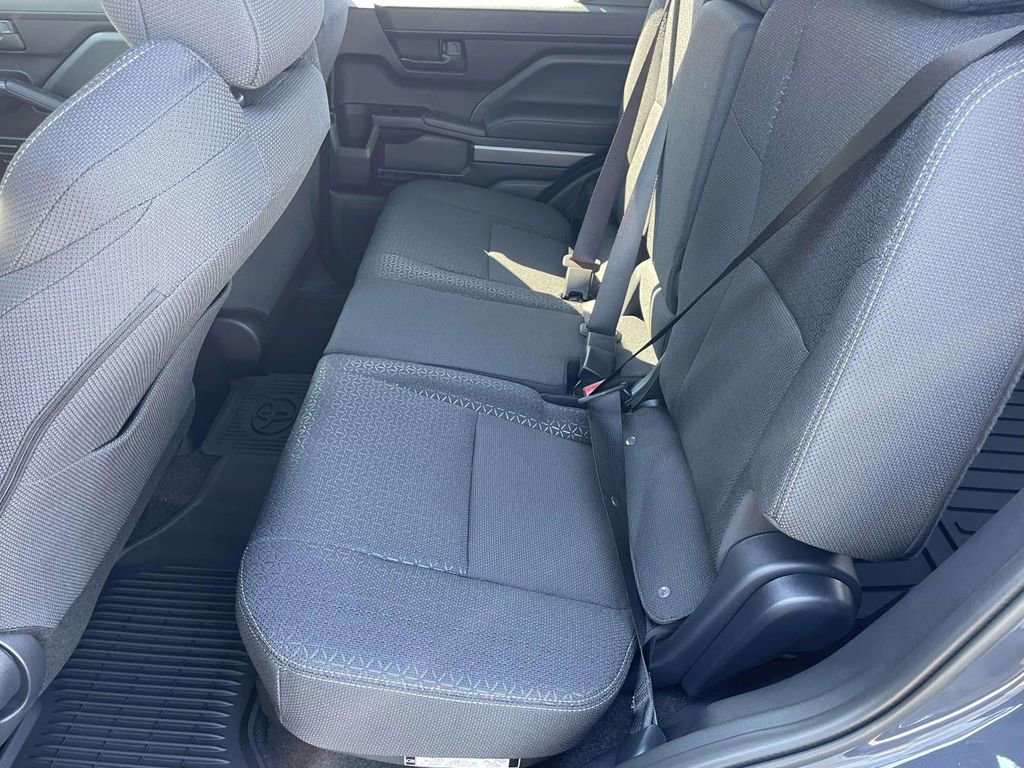 Used 2026 Toyota 4Runner SR5 image 10