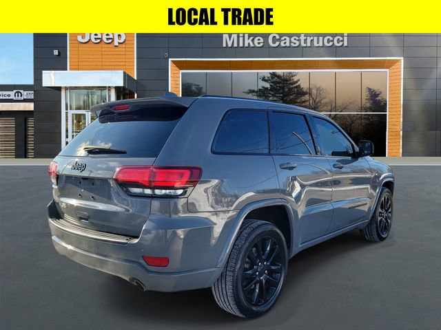 Used 2019 Jeep Grand Cherokee Altitude image 4