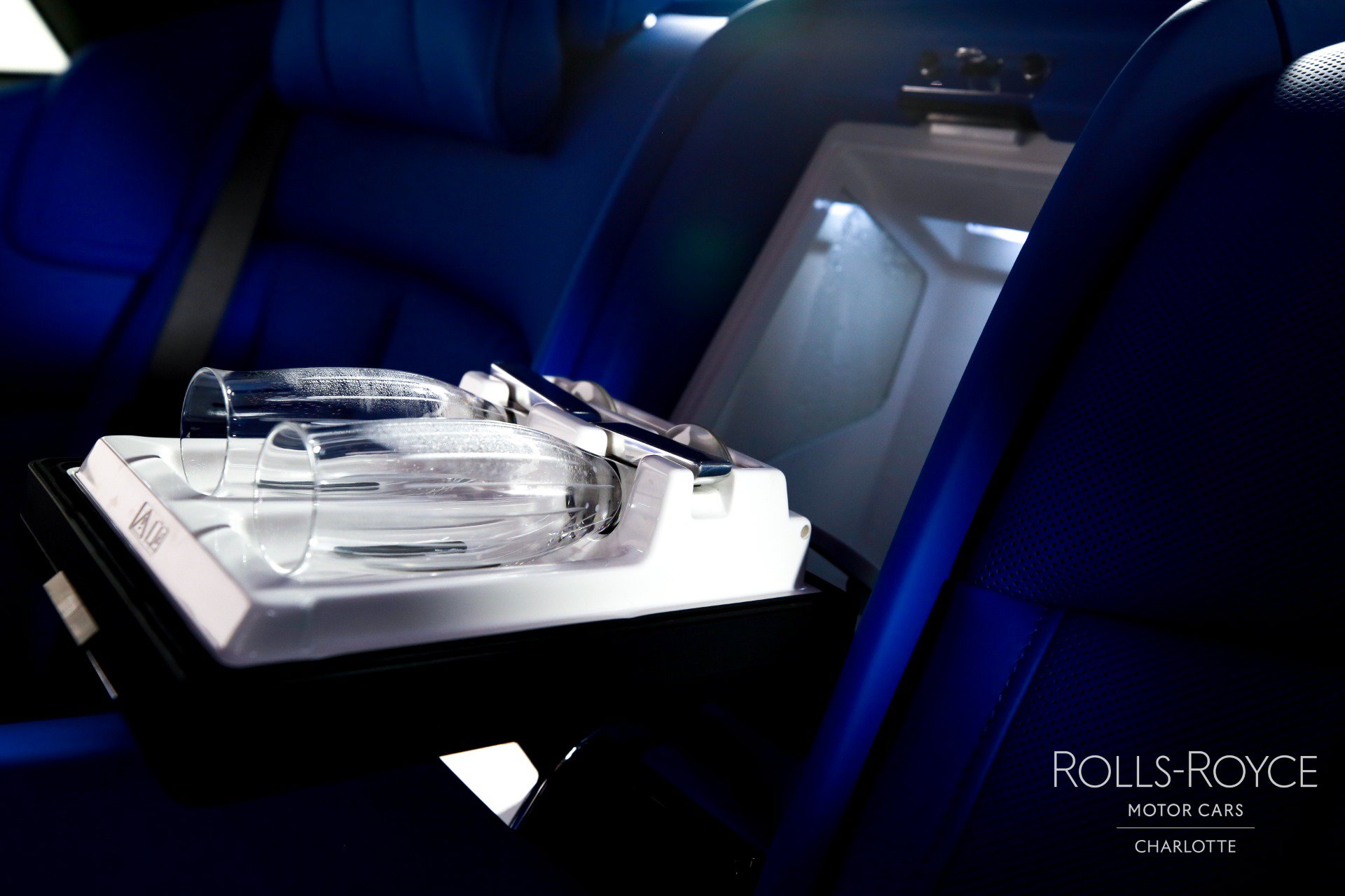 New 2027 Rolls-Royce Phantom Sedan RWD image 24