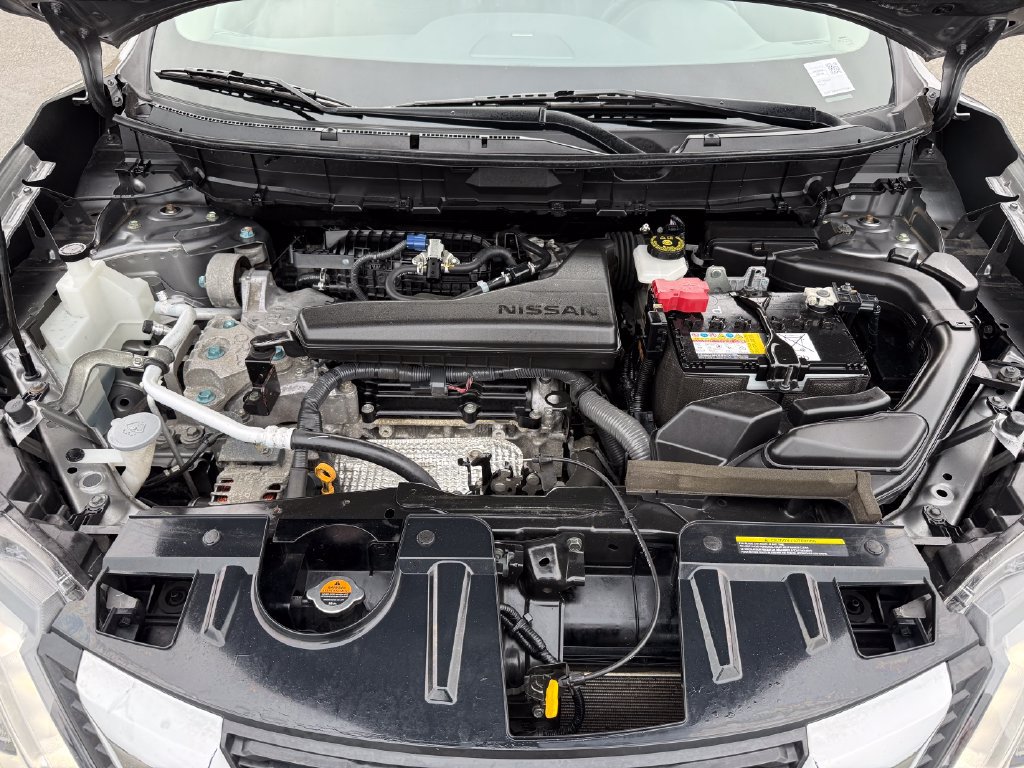 Used 2017 Nissan Rogue SL w/ SL Premium Package AWD/4WD image 11