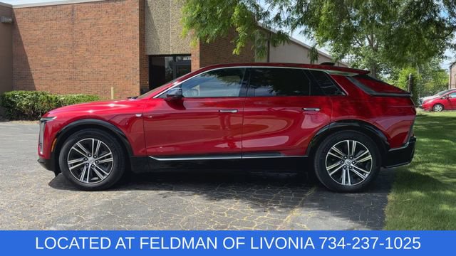 Used 2024 Cadillac Lyriq Luxury w/ Nappa Leather Package AWD/4WD image 5