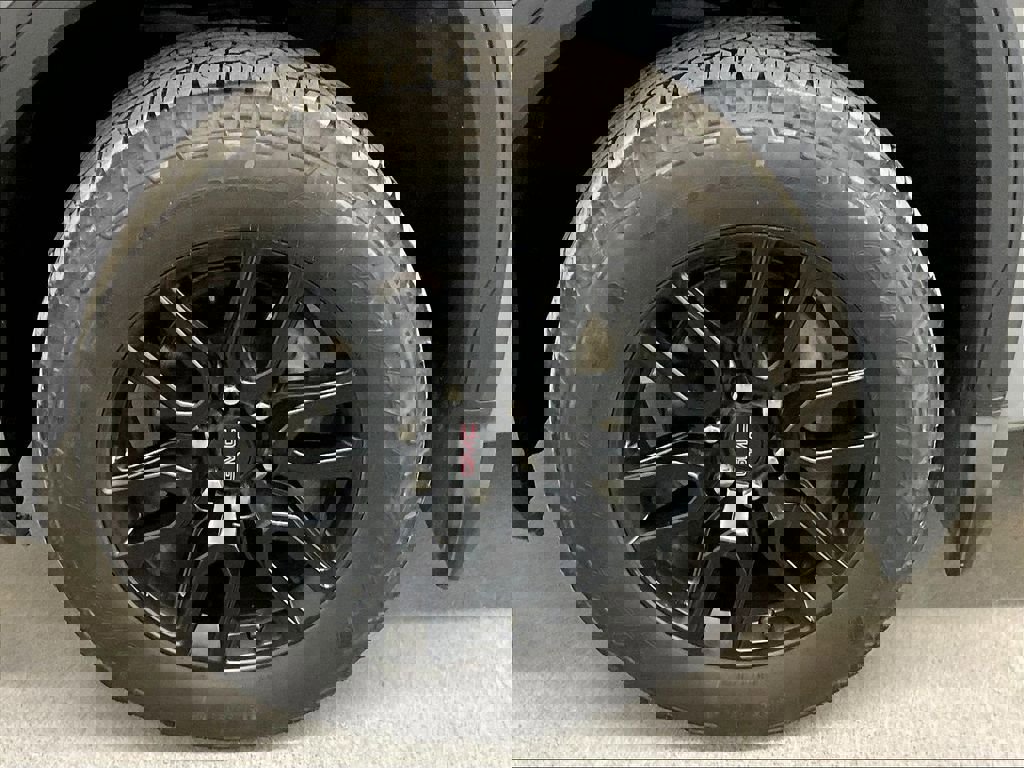 Used 2023 GMC Sierra 1500 Elevation AWD/4WD image 7