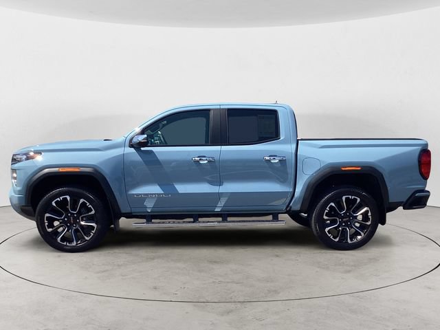 Used 2025 GMC Canyon Denali AWD/4WD image 2