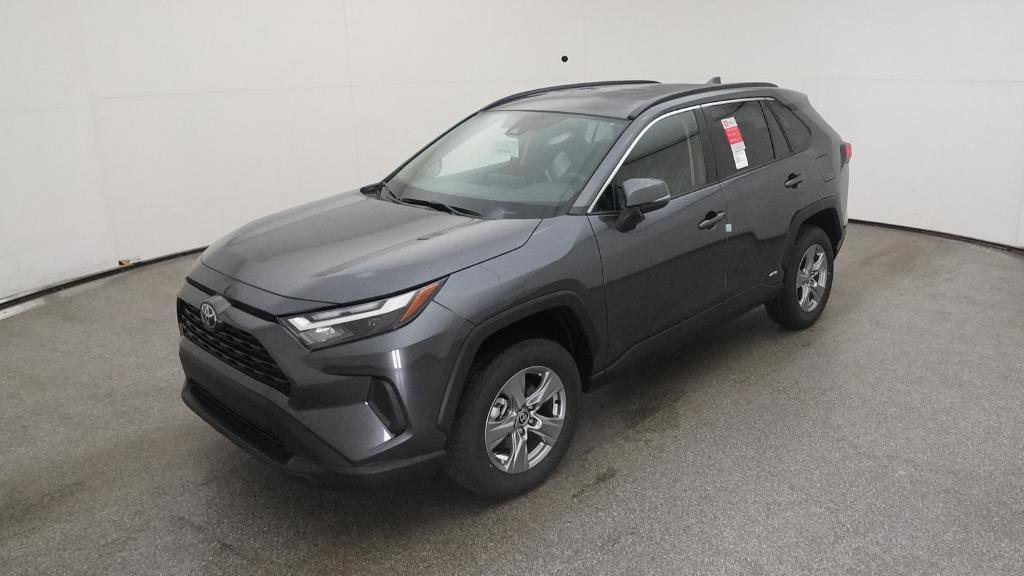 New 2025 Toyota RAV4 XLE