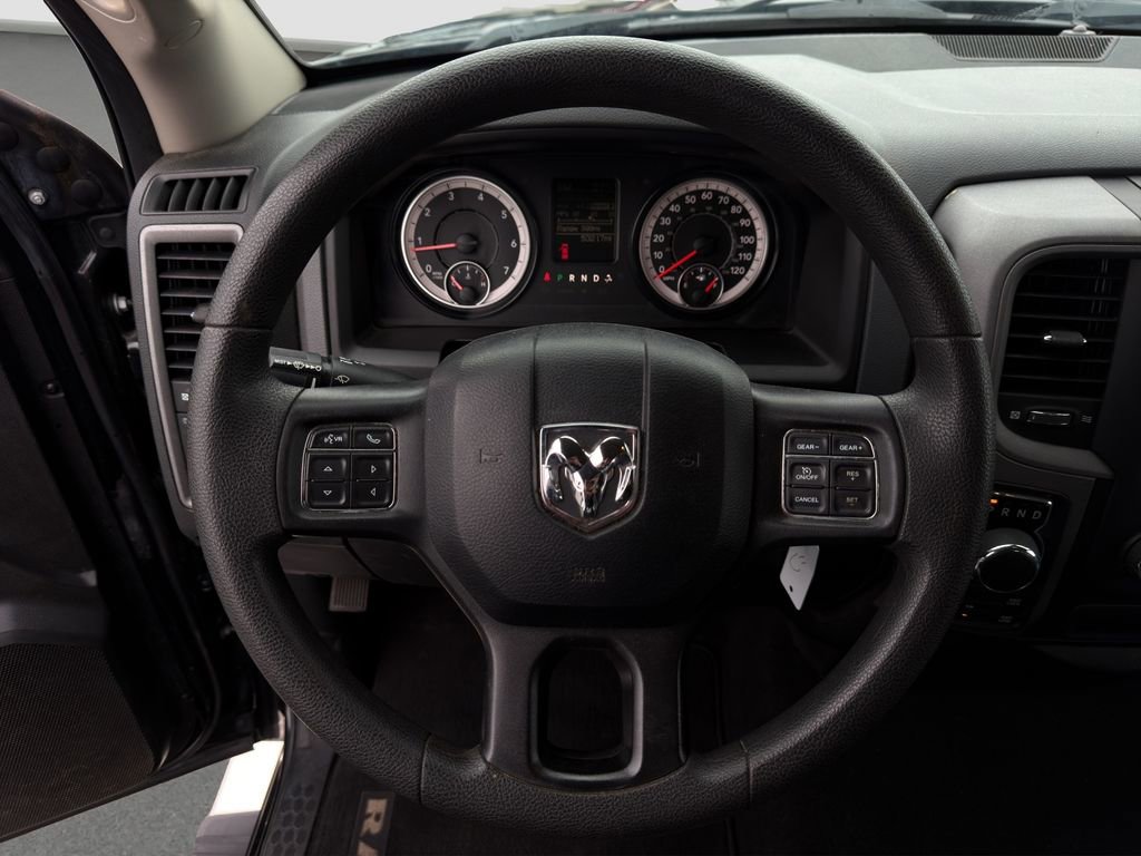 Used 2018 RAM 1500 Express image 10