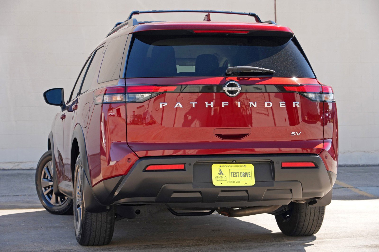 Used 2022 Nissan Pathfinder SV FWD image 5