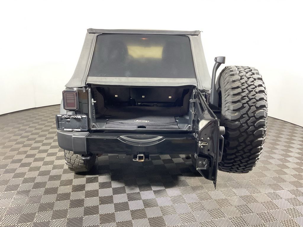 Used 2016 Jeep Wrangler Unlimited Sport image 12
