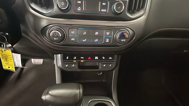 Used 2021 GMC Canyon AT4 w/ Driver Alert Package AWD/4WD image 22