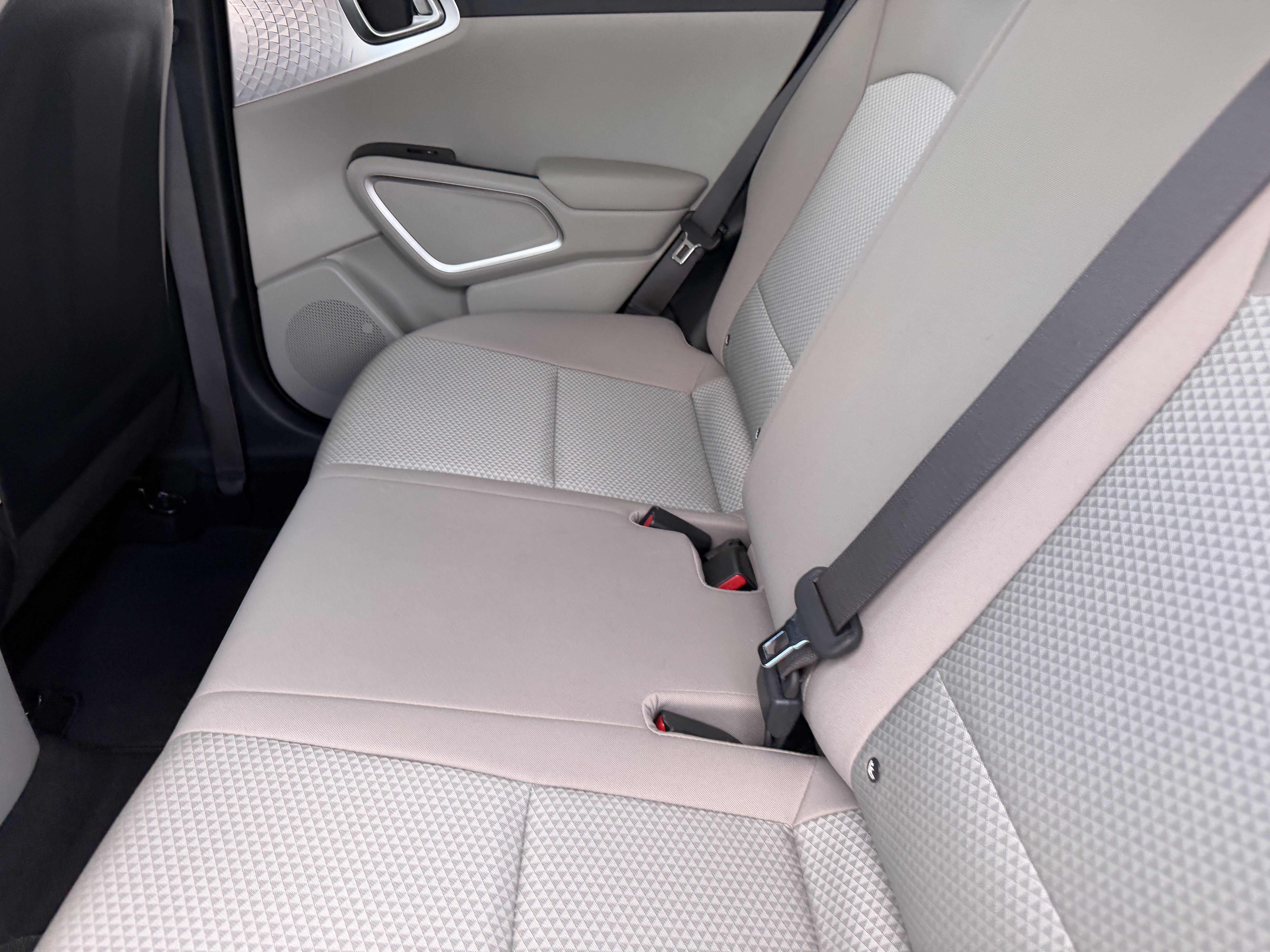 Certified 2023 Kia Soul LX FWD image 17