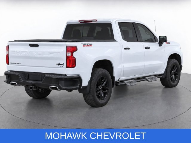 Used 2019 Chevrolet Silverado 1500 LT Trail Boss AWD/4WD image 5
