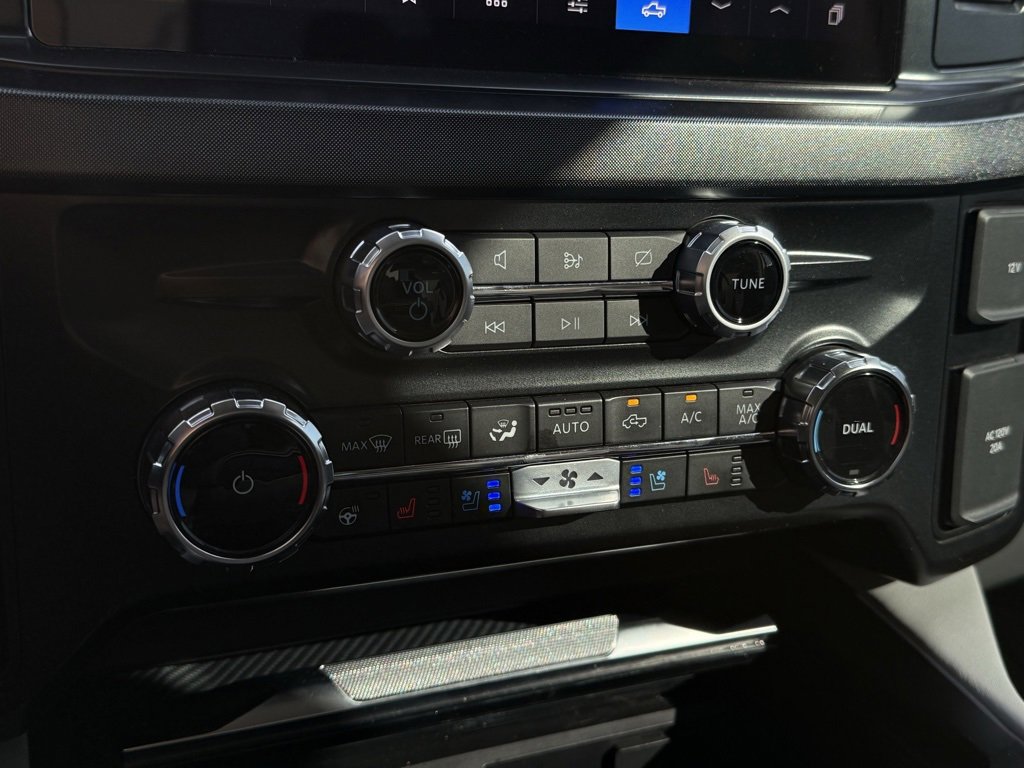 Used 2024 Ford F350 Limited image 15