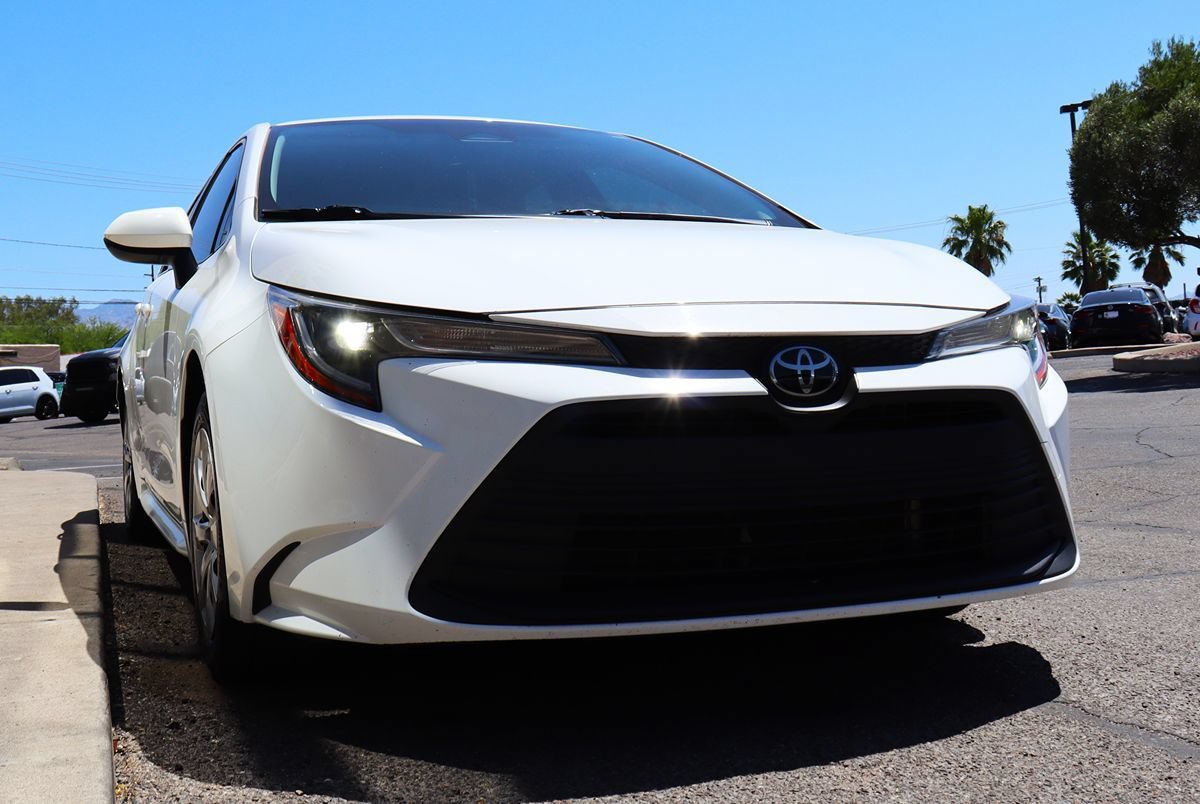 Used 2023 Toyota Corolla LE w/ Carpet Mat Package (TMS) FWD image 18