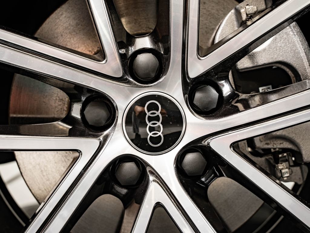 New 2026 Audi Q5 Premium Plus AWD/4WD image 8