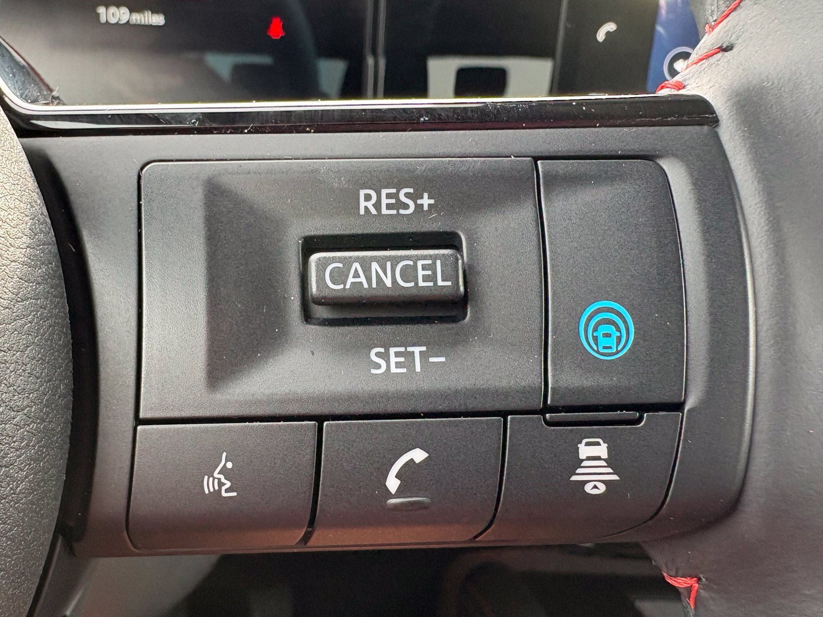 Used 2026 Nissan Kicks SR w/ Cold Weather Package AWD/4WD image 16