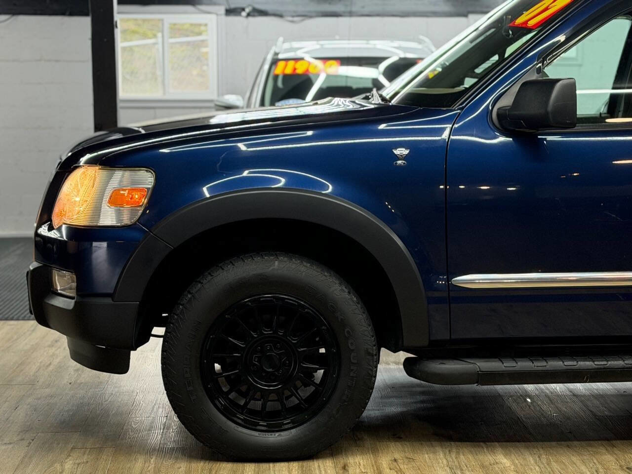 Used 2007 Ford Explorer Sport Trac XLT image 5