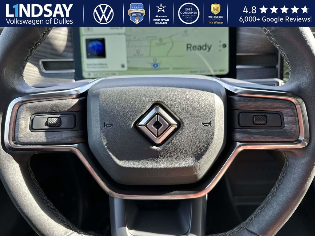 Used 2025 Rivian R1T Adventure image 15