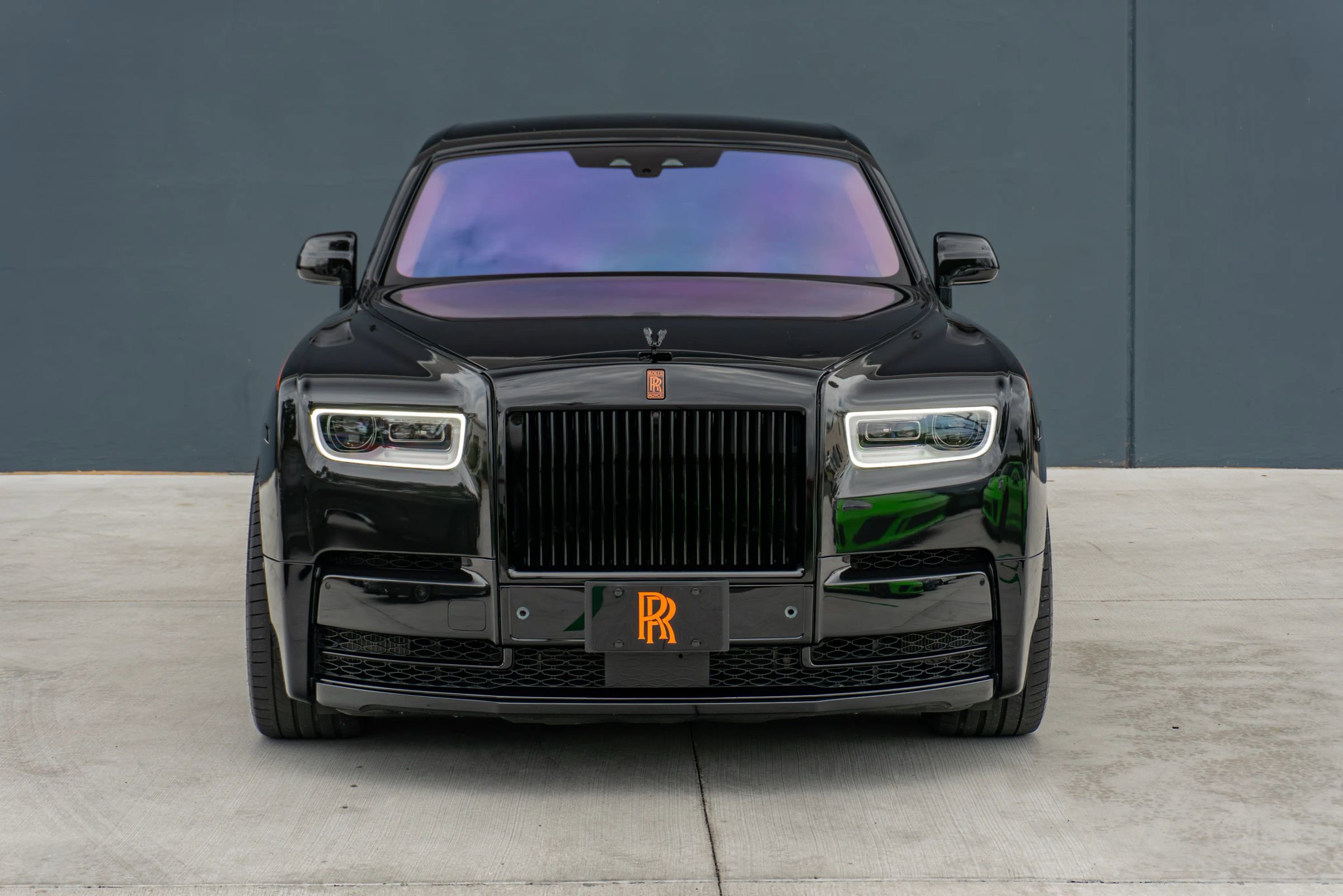 Used 2018 Rolls-Royce Phantom Sedan RWD image 4