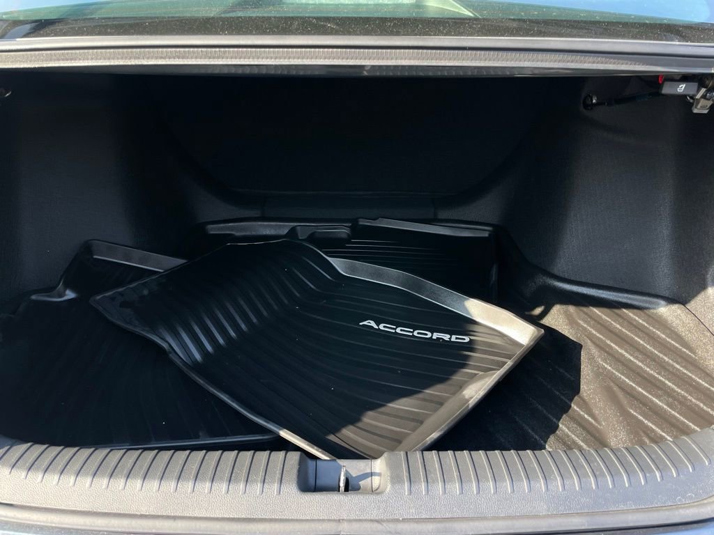 Certified 2025 Honda Accord LX image 40