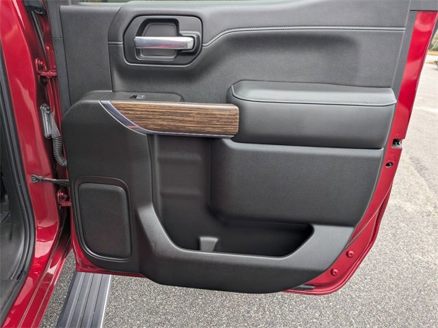 Used 2021 Chevrolet Silverado 1500 High Country w/ Technology Package image 34