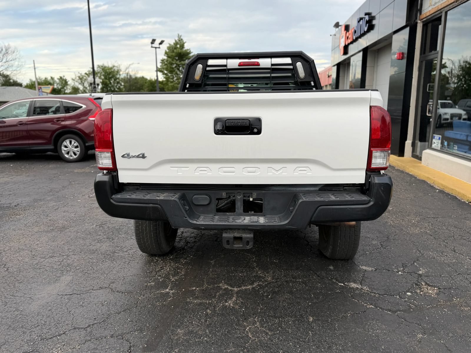 Used 2016 Toyota Tacoma SR AWD/4WD image 7
