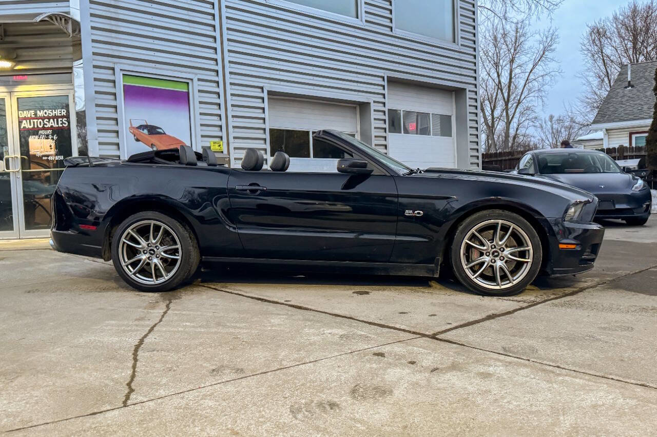 Used 2013 Ford Mustang GT Premium w/ Electronics Pkg image 2