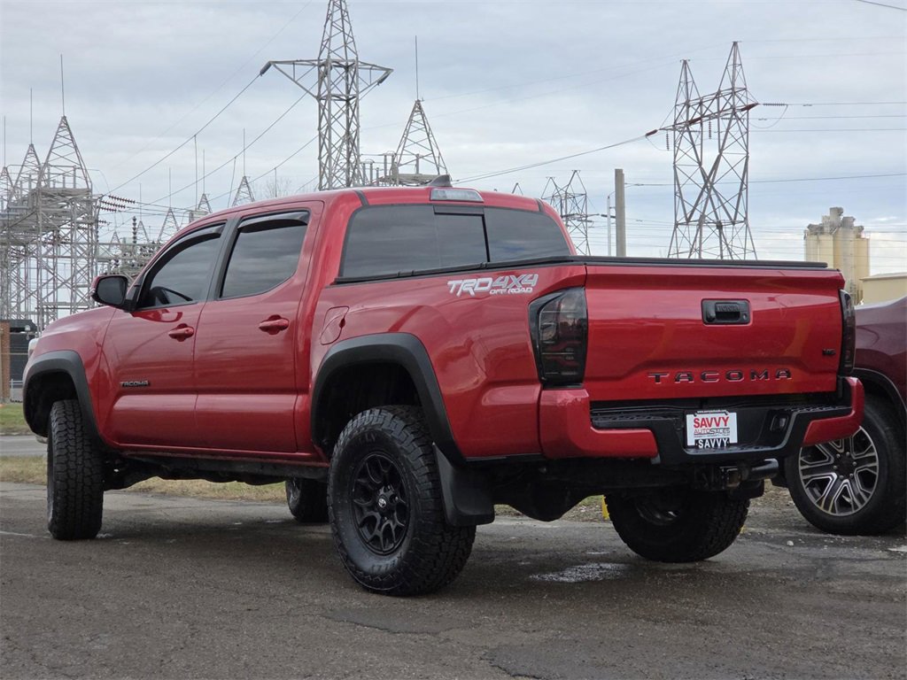 Used 2022 Toyota Tacoma TRD Off-Road w/ Black Out Package (TMS) image 11