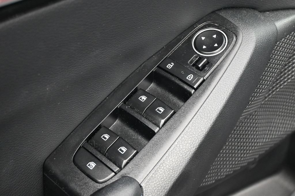 Used 2023 Kia Seltos S FWD image 13