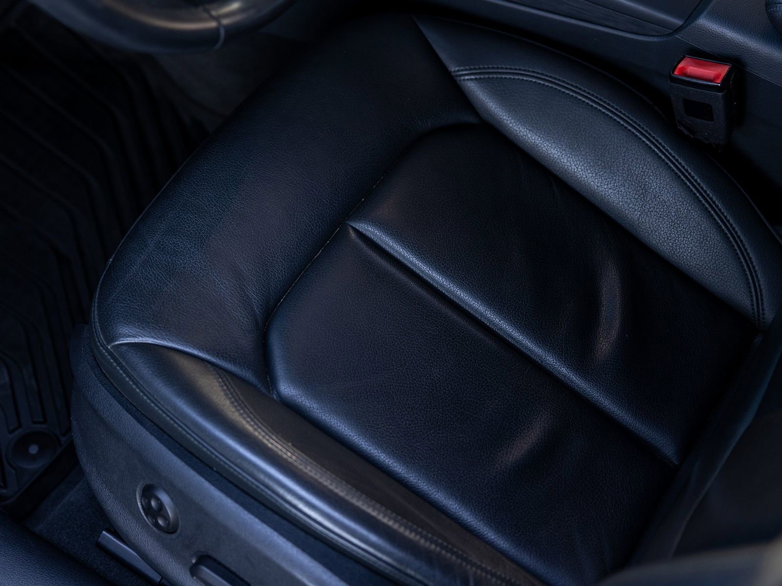 Used 2018 Audi A3 2.0T Premium Plus w/ Premium Plus Package image 27