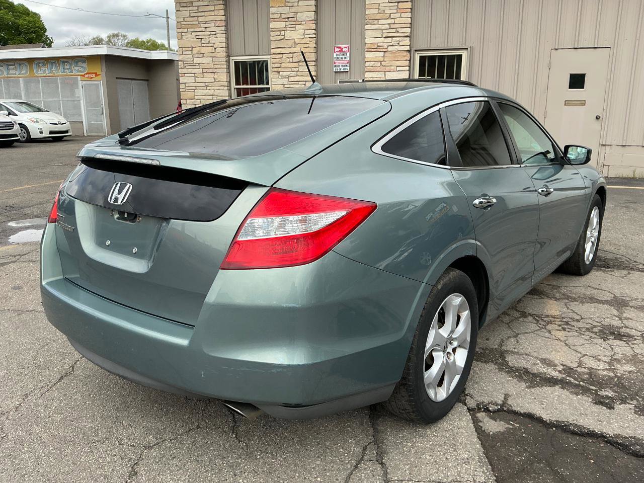 Used 2010 Honda Crosstour EX-L image 3
