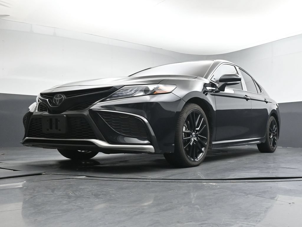 Used 2023 Toyota Camry XSE FWD image 35