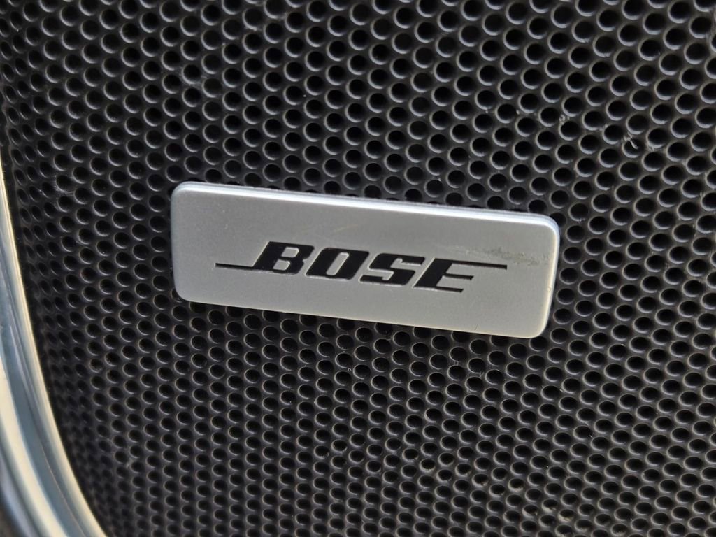 Used 2018 GMC Yukon SLT w/ Open Road Package image 9