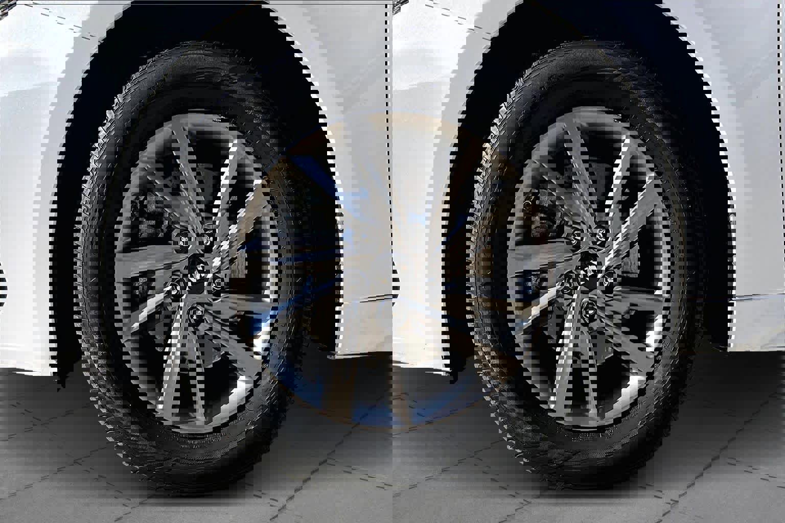 Used 2020 Kia Optima LX image 10