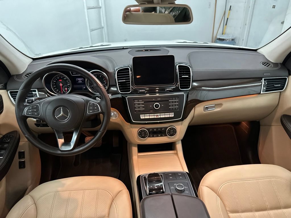 Used 2019 Mercedes-Benz GLS 450 4MATIC image 20