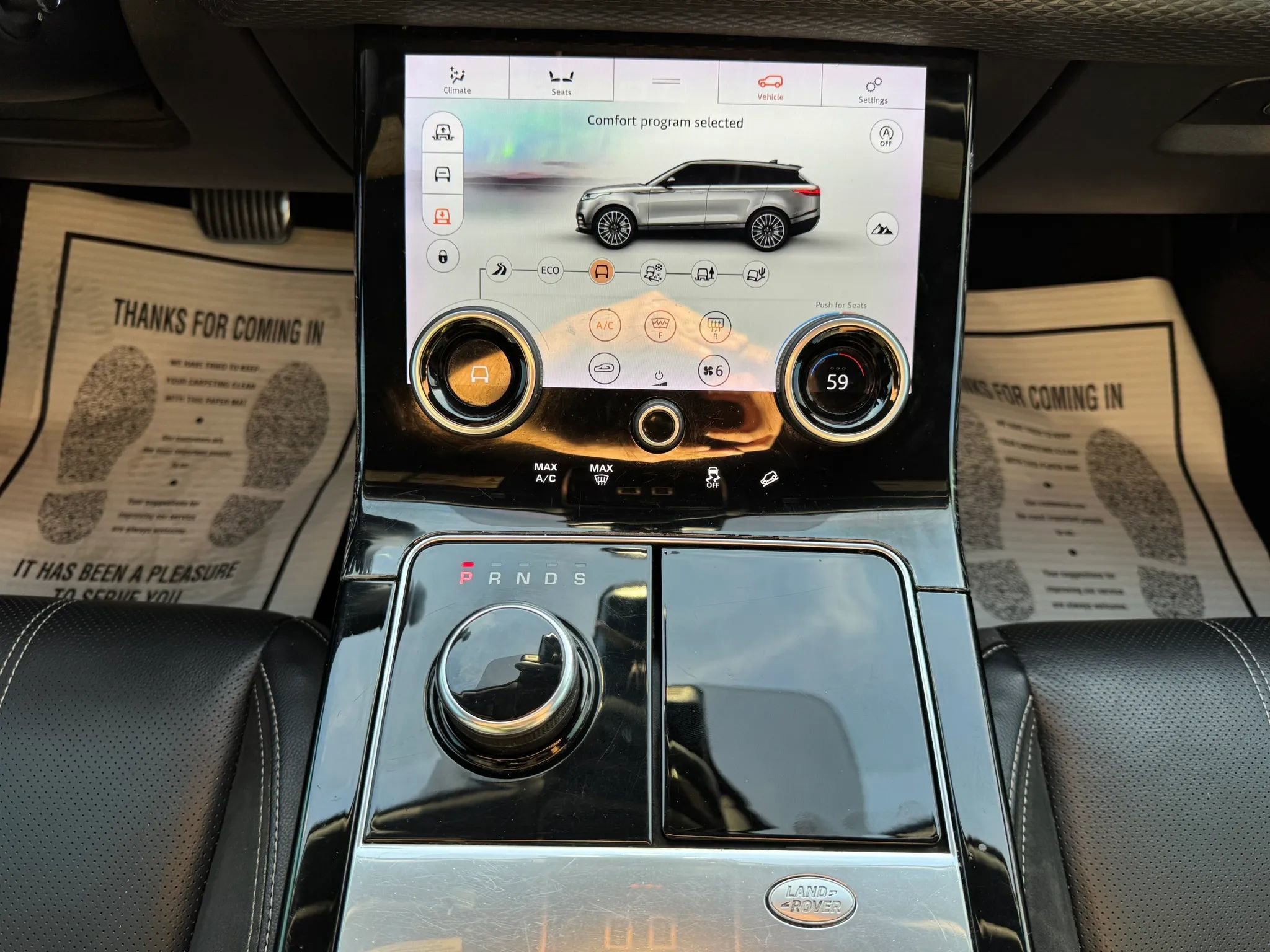 Used 2019 Land Rover Range Rover Velar R-Dynamic SE AWD/4WD image 27