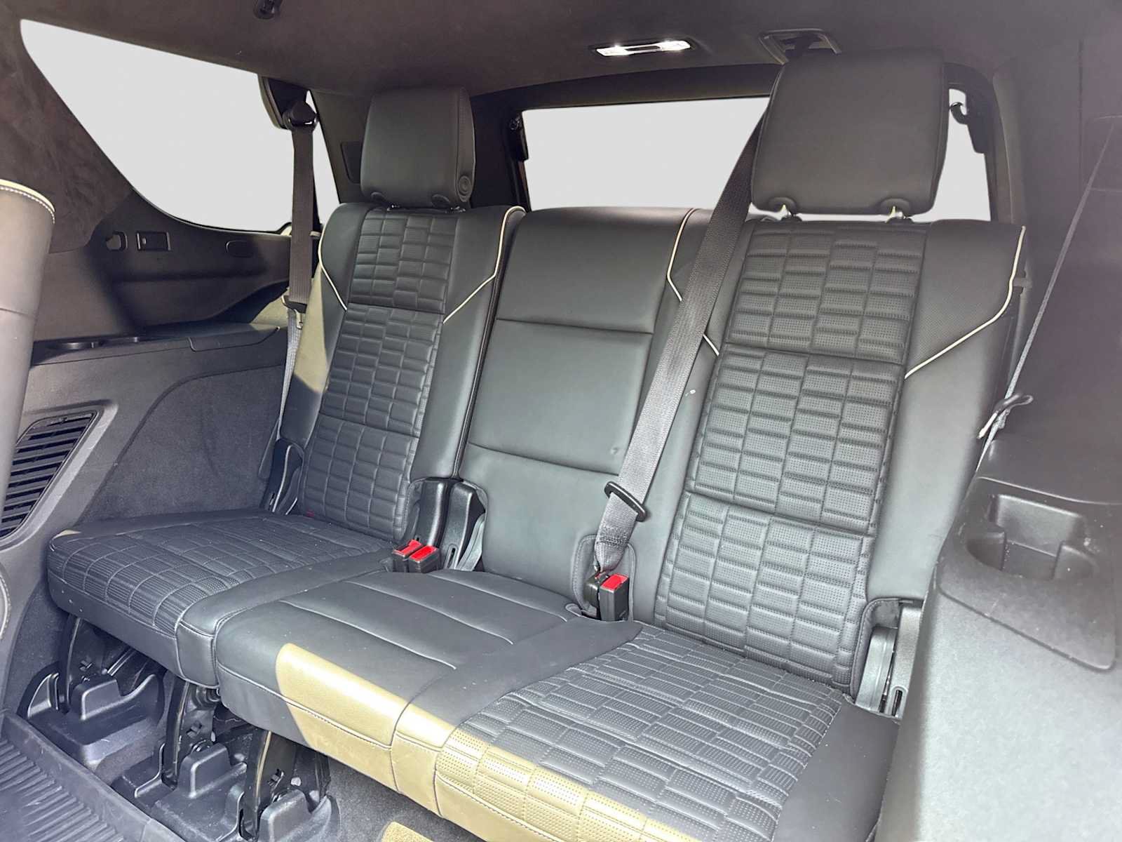 Used 2023 Cadillac Escalade Sport Platinum w/ LPO, ONYX Package AWD/4WD image 21