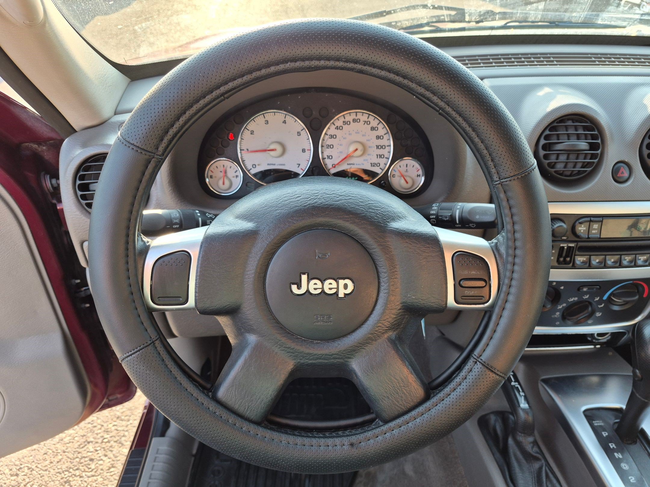 Used 2003 Jeep Liberty Limited AWD/4WD image 16