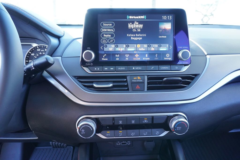 Certified 2025 Nissan Altima 2.5 SR image 19