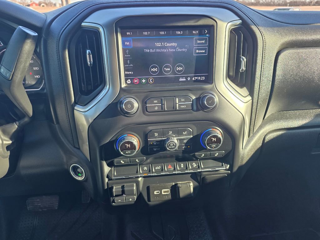 Used 2019 Chevrolet Silverado 1500 LT w/ Texas Edition AWD/4WD image 19