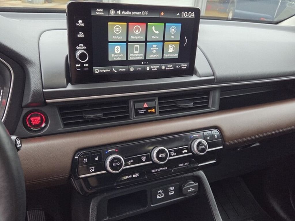 Used 2025 Honda Pilot Elite image 24