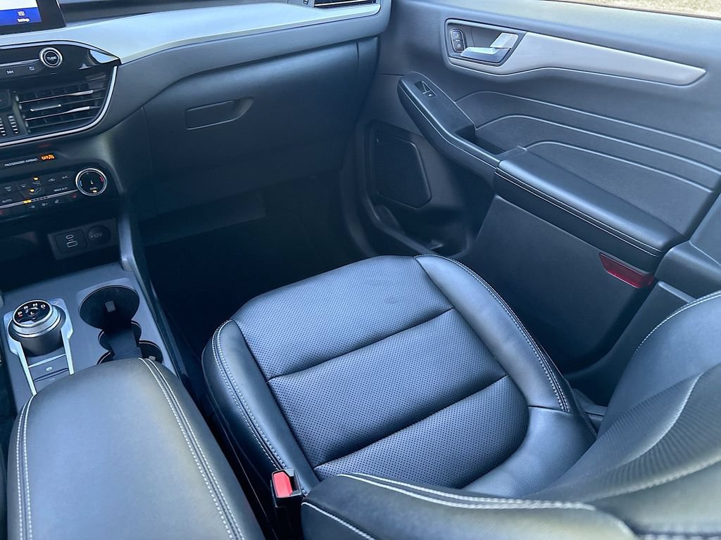Used 2022 Ford Escape SEL AWD/4WD image 22